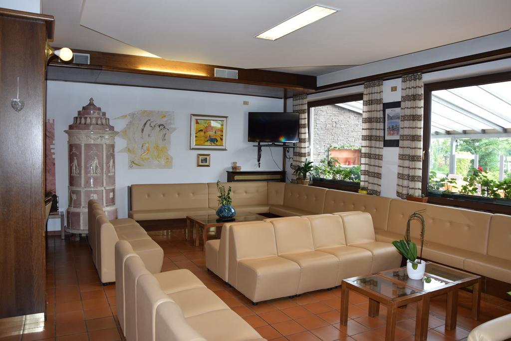 Hotel Olimpic Базельга-ди-Пине Экстерьер фото