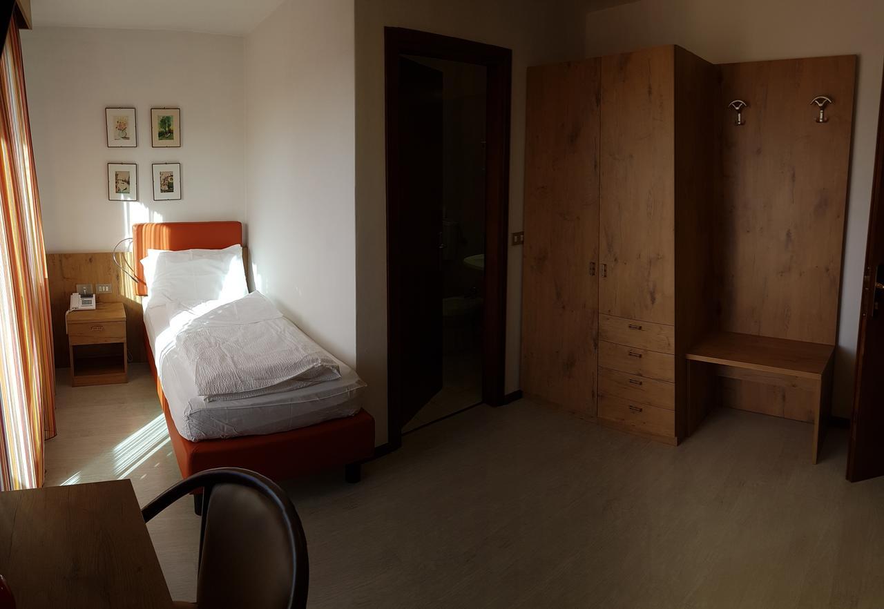 Hotel Olimpic Базельга-ди-Пине Экстерьер фото