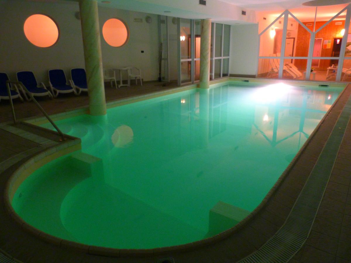 Hotel Olimpic Базельга-ди-Пине Экстерьер фото